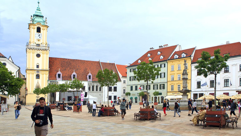 Kombi prevoz putnika Bratislava - Slovačka